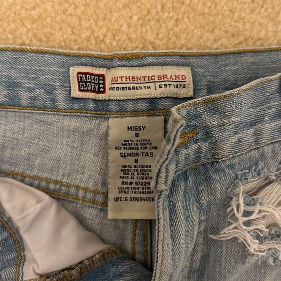 FADED GLORY CUTT OFF SHORT • VINTAGE • SIZE 8 - Picture 2 of 4